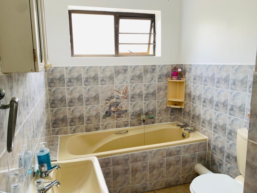 3 Bedroom Property for Sale in Gonubie Eastern Cape